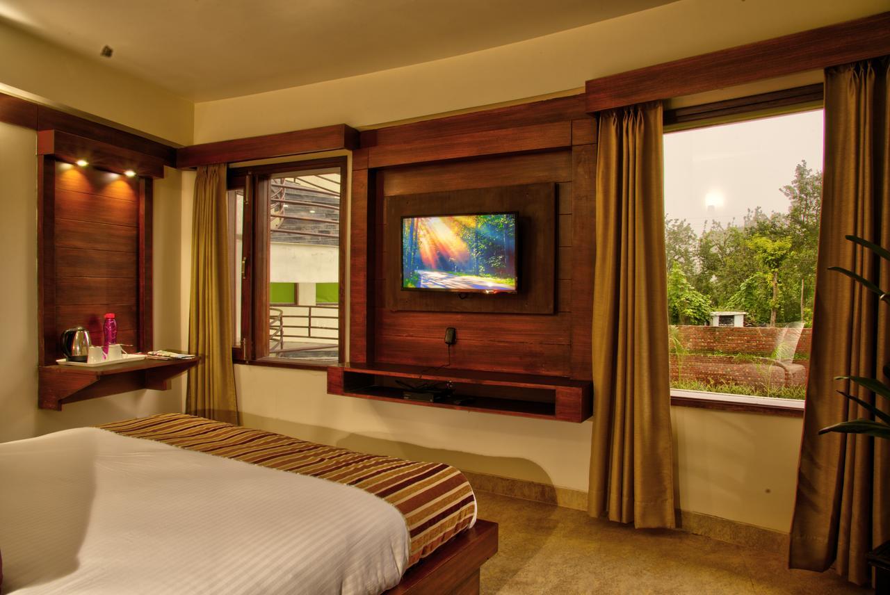 The Palm Resort-Luxuria Nainital Eksteriør bilde